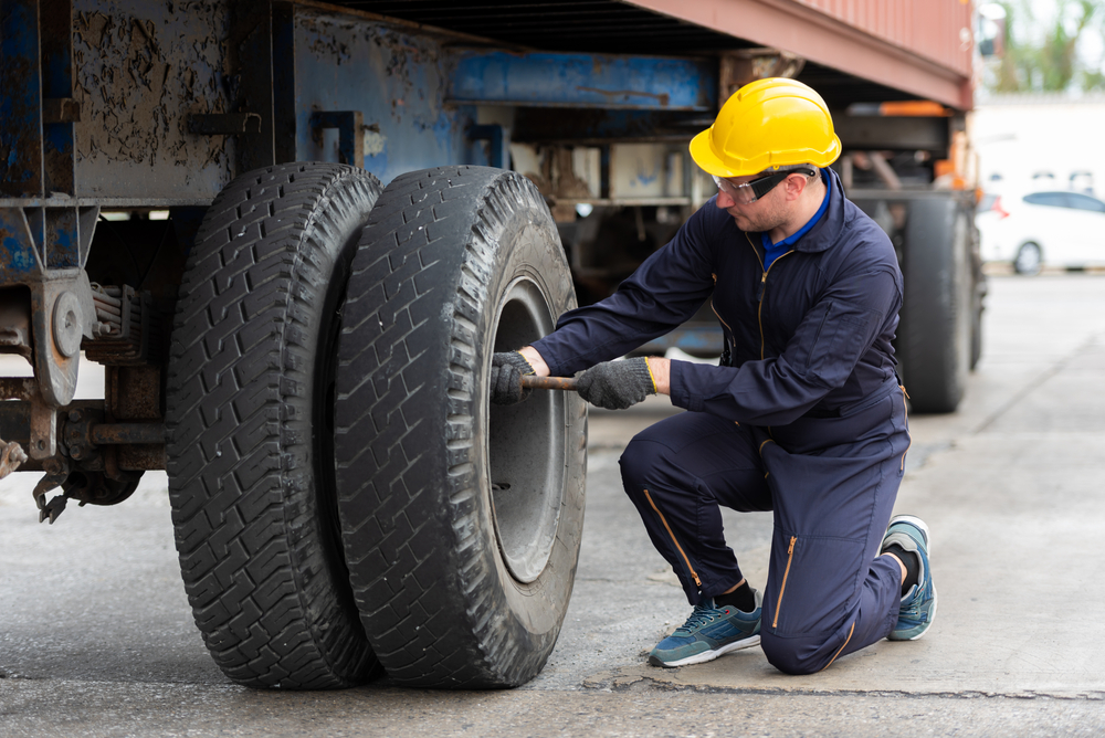 Steer Tyres for Trucks and Buses